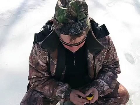 Витя рыбачит приколы на рыбалке зимняя рыбалка видео