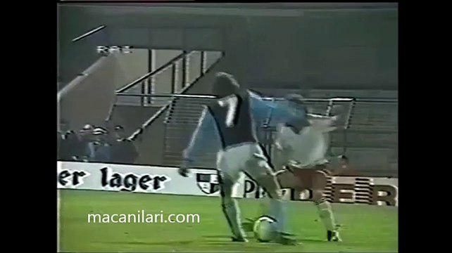 03.11.1982 - 1982-1983 European Champion Clubs' Cup 2nd Round 2nd Leg Aston Villa 4-2 Dinamo Bucuresti