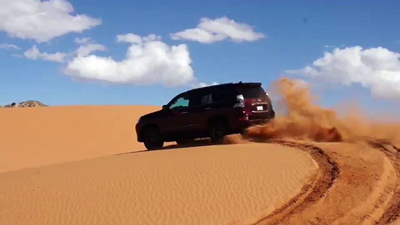 Phiêu lưu trên xa mạc cùng Lexus GX 460 2016