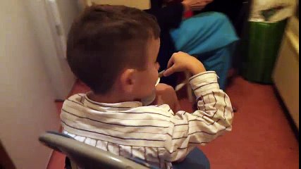 Le petit pot -tchoupi -magazinage  Tchoupi Dessin Animé