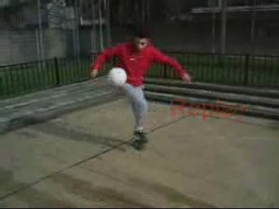Sofiane Touzanie le freestyler de foot