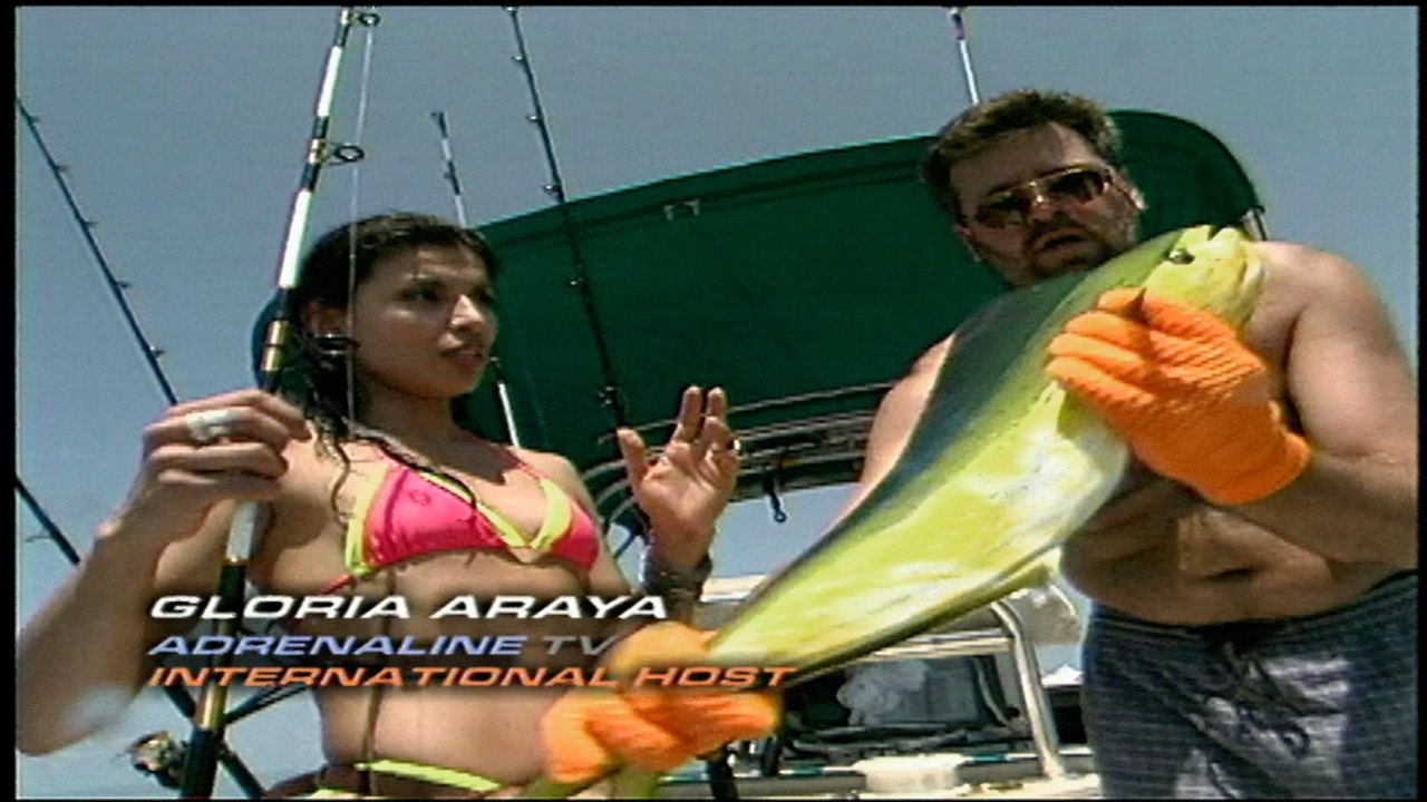Deep Sea Fishing - the girls go looking for sharks