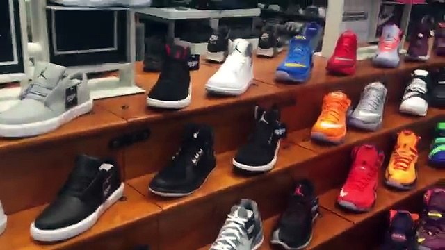 THE BEST FUNNY OF 2016 SKECHERS SELLING JORDAN RETRO HEAT!! Making HypeBeast Mad! SneakerHead Shoe Vlog Ep.15