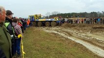 Truck trial Tatra 813 8x8 - Milovice [HD, 720p]
