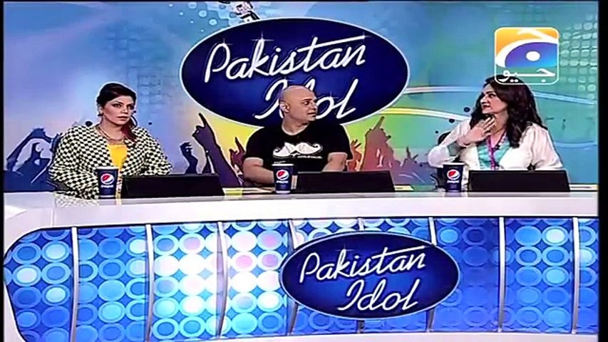 Pakistan Idol Karachi -- Funny Contestant at audition -- Juliee aaa I love you
