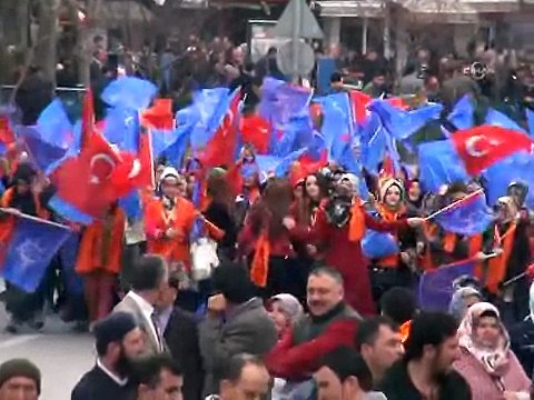 Türk Eğitim-Sen'den miting alanına öğrenci taşınmasına tepki
