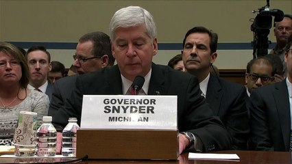 Michigan governor admits govt 'failed the families of Flint'