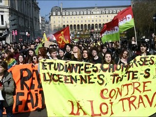 Loi Travail: nouvelle mobilisation de dizaines de milliers de jeunes