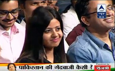 Imran Khan give tips to Mohammad Irfan to get more wickets