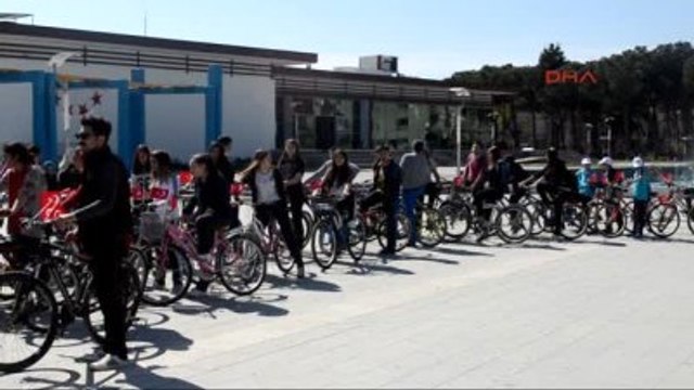 Kula Çanakkale Şehitlerini Bisiklet Turu ile Andılar