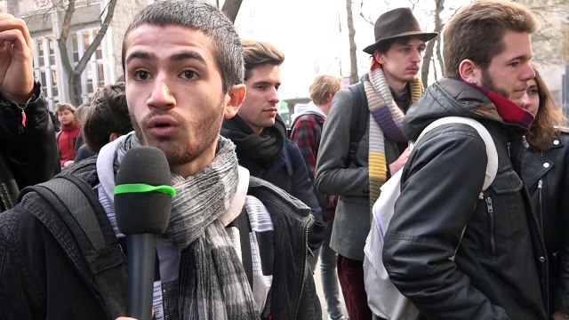 A la fac de Tolbiac, les étudiants veulent savoir pourquoi on a appelé les CRS