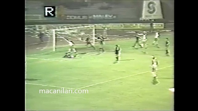 29.09.1982 - 1982-1983 UEFA Cup Winners' Cup 1st Round 2nd Leg Ujpesti Dozsa 3-1 IFK Göteborg
