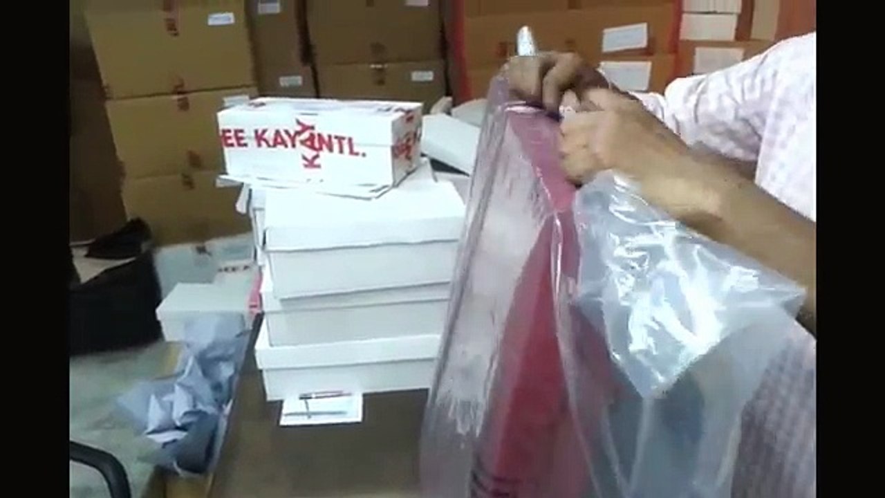 How the Bareskin Leather Jacket is Packed