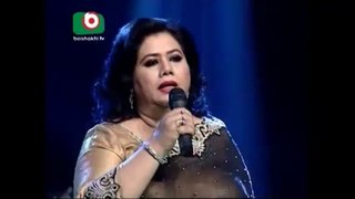 Gaaner khatai shorolipi-Runa Laila রুনা লায়লা গানের খাতায় স্বরলিপি