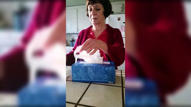 Astuce pour ranger ses sacs plastique est aussi simple que géniale