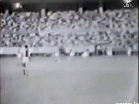 Metin Oktay - Can Bartu formalarını değiştiriyor