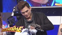 It's Showtime: Zeus' gift from It's Showtime family