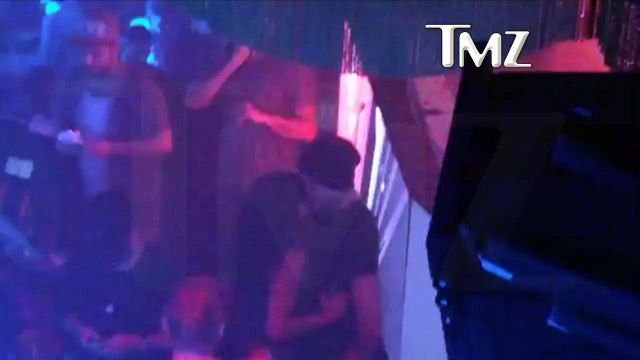 Zac Efron & Michelle Rodriguez Make Out Session in Ibiza Nightclub