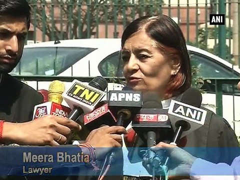 SC allows photos of CM, governors in govt. advertisements