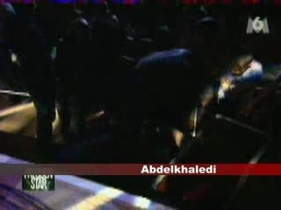 Eh hop khaled fait une chute spectaculaire