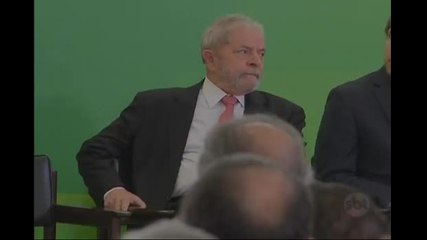 Posse do ex-presidente Lula é suspensa pela Justiça Federal
