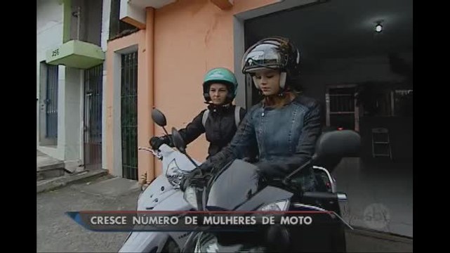 Cresce o número de mulheres com habilitação para motos