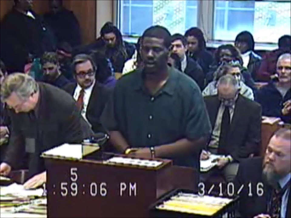 Convicted felon sings Adele “sorry” song to judge during sentencing