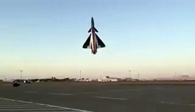 Amazing Pakistani Pilot Showing His Skills