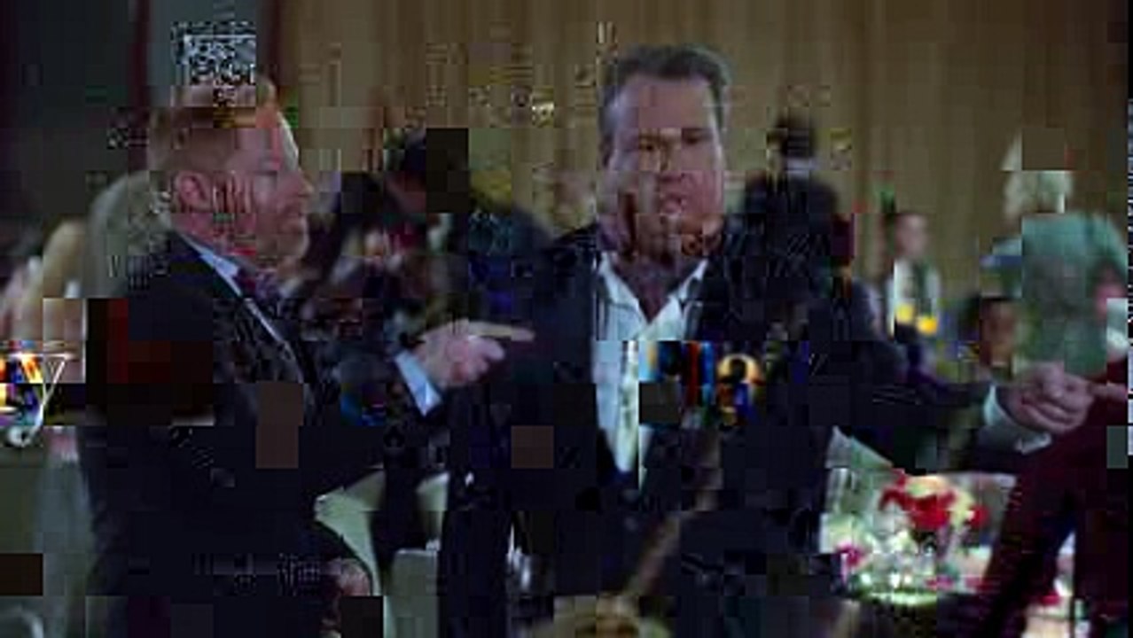 Watch Modern Family Season 7 Episode 17 : Express Yourself Full Series Streaming