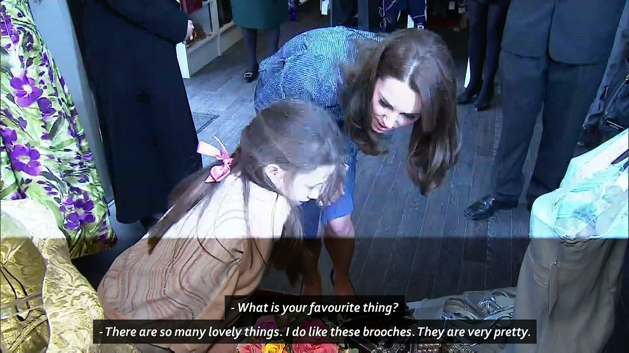 11-year-old girl steals Duchess of Cambridge's spotlight