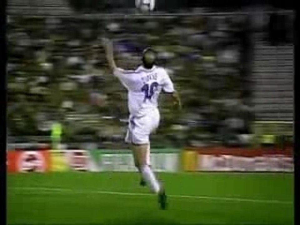 Zidane vs Ronaldinho