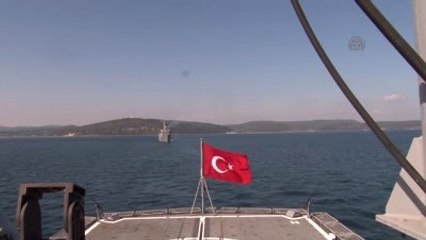 Donanmaya Bağlı Unsurlar Çanakkale Boğazı'ndan Geçiş Yaptı