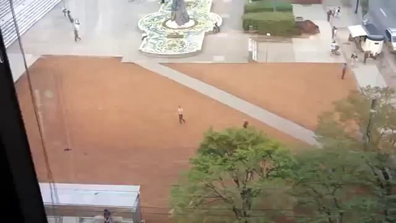 Vancouver Police Shoot Beanbag!