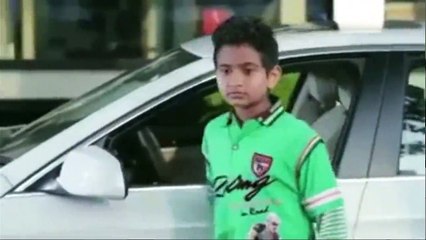 Filmygyan - Being human, Help poor people