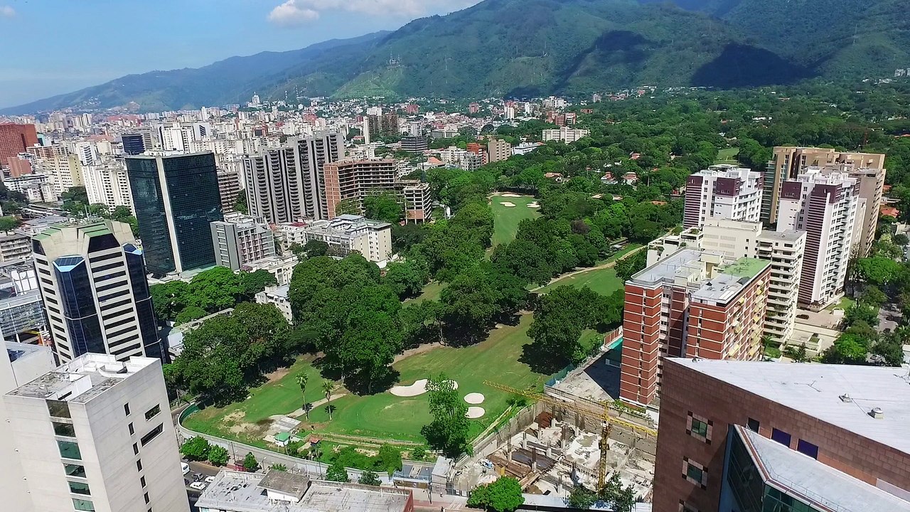 "Welcome to the jungle" - Caracas, Venezuela - @VzlaAerial