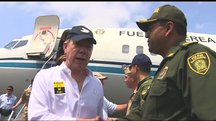 Santos dice que defenderá soberanía "hasta el último centímetro"