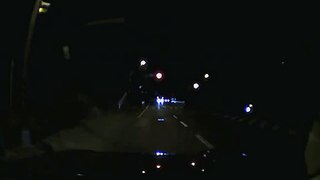 ドラレコ危険運転映像（大型トラックの信号無視）