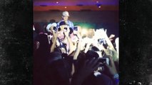 Chris Brown & Jamie Foxx -- Surprise Performance at Nobu ... Singing & Beatboxing Golddigger