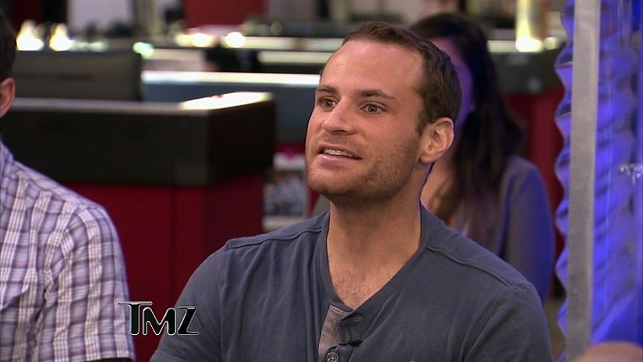 Khloe Kardashian DEFENDS Kris Humphries!?