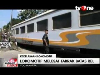 Sebuah Lokomotif di Yogyakarta Keluar Jalur dan Tabrak Rumah
