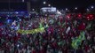 - Milhares marcham em Brasília