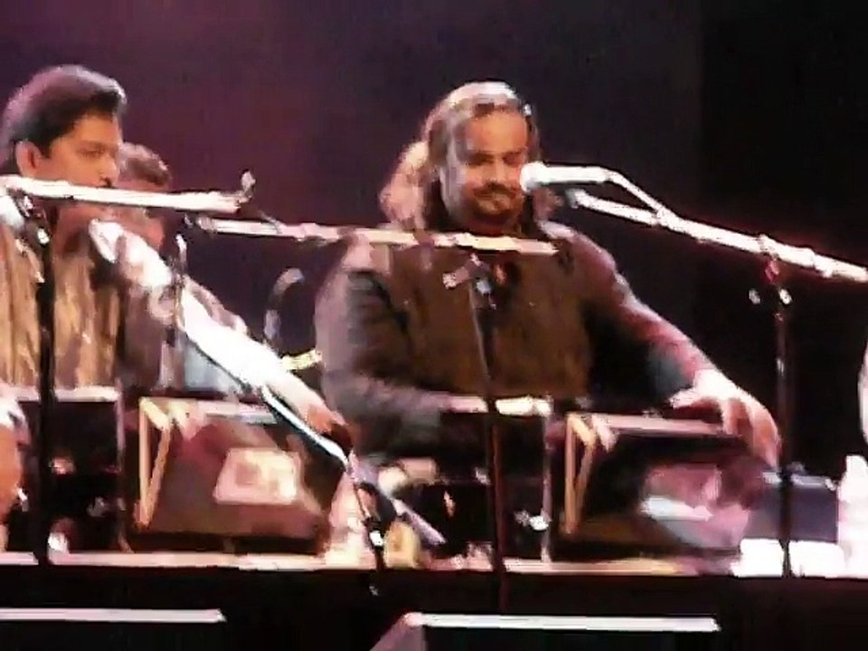 Dai Halimaa Urdu Qawali Video by Amjad Ghulam Fareed Sabri