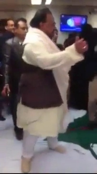 Altaf Hussain Comes out -- Badly Condition nearly to death