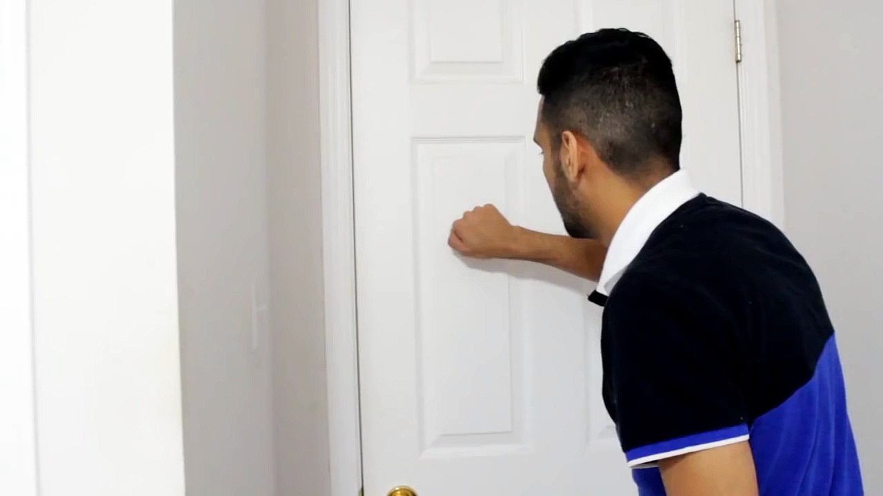 ZaidAliT - Not opening the door White kids vs  Brown kids