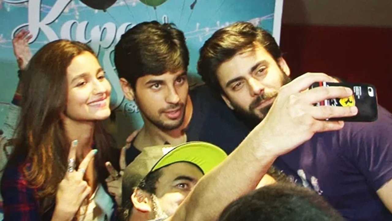 Alia Bhatt, Sidharth Malhotra Visits PVR | FANS...