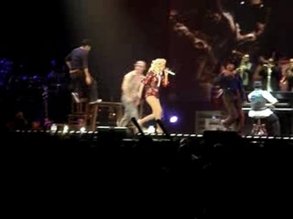 Makes Me Wanna Pray @ Washington HQ