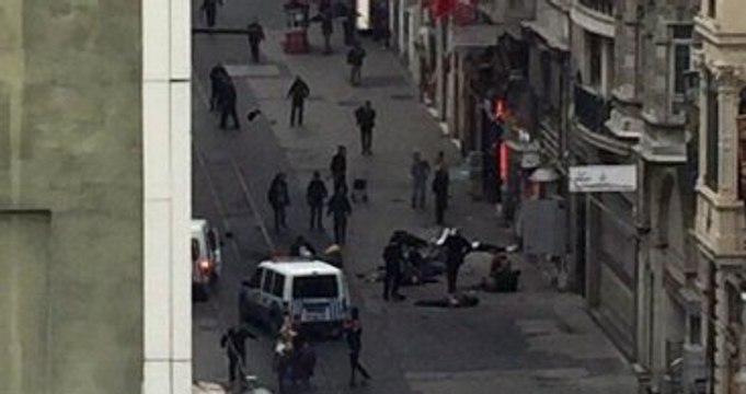İstiklal Caddesi'nde Patlama! Olay Yerinden İlk Görüntüler