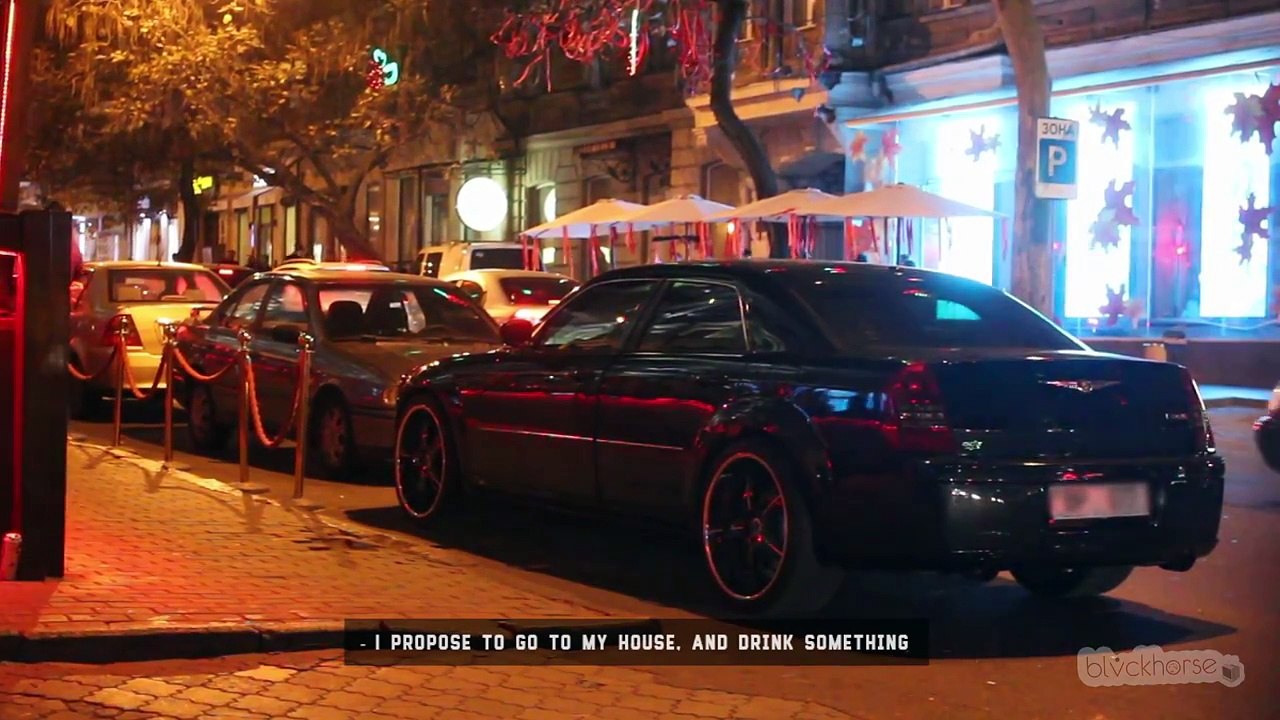 ШКУРА ПОВЕЛАСЬ НА МАЛОЛЕТКУ С КРАЙСЛЕРОМ _ GIRL vs. YOUNGSTER ON CHRYSLER