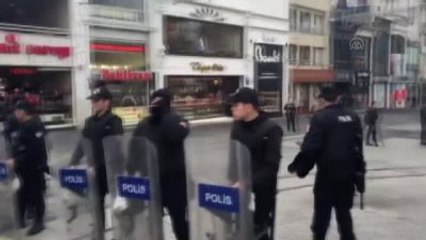 İstiklal Caddesi'nde Patlama Meydana Geldi, Çok Sayıda Ambulans Sevkediliyor