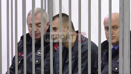 Report TV - Burg ish-policit grabitës: Doja t'i kërkoja falje taksistit por s'e gjeta